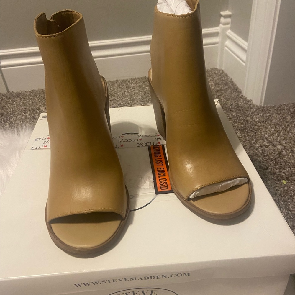 Steve Madden Terra Sandals